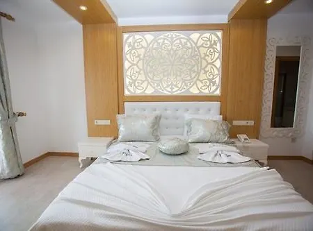 アイシマ ホテル カシュ